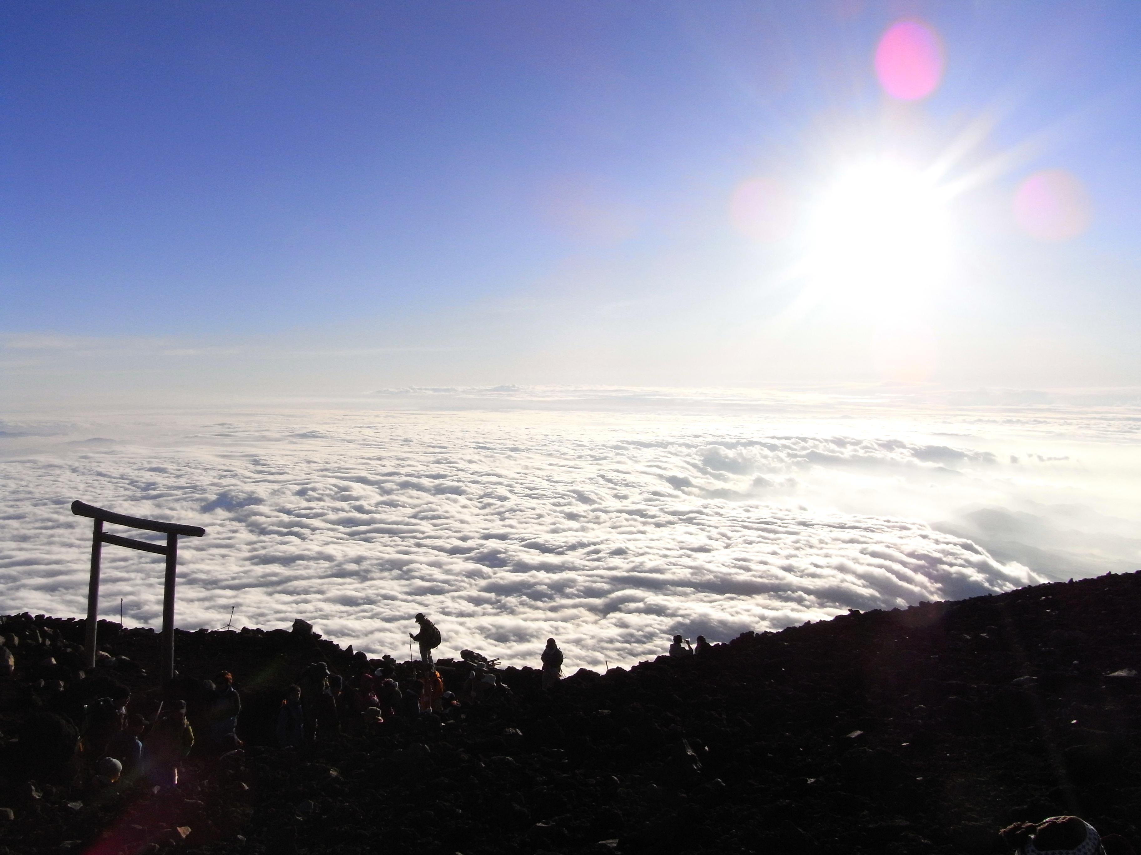 駿河湾を臨む絶景ルートで目指す 日本一の山・富士山🗻 - 画像 (8)