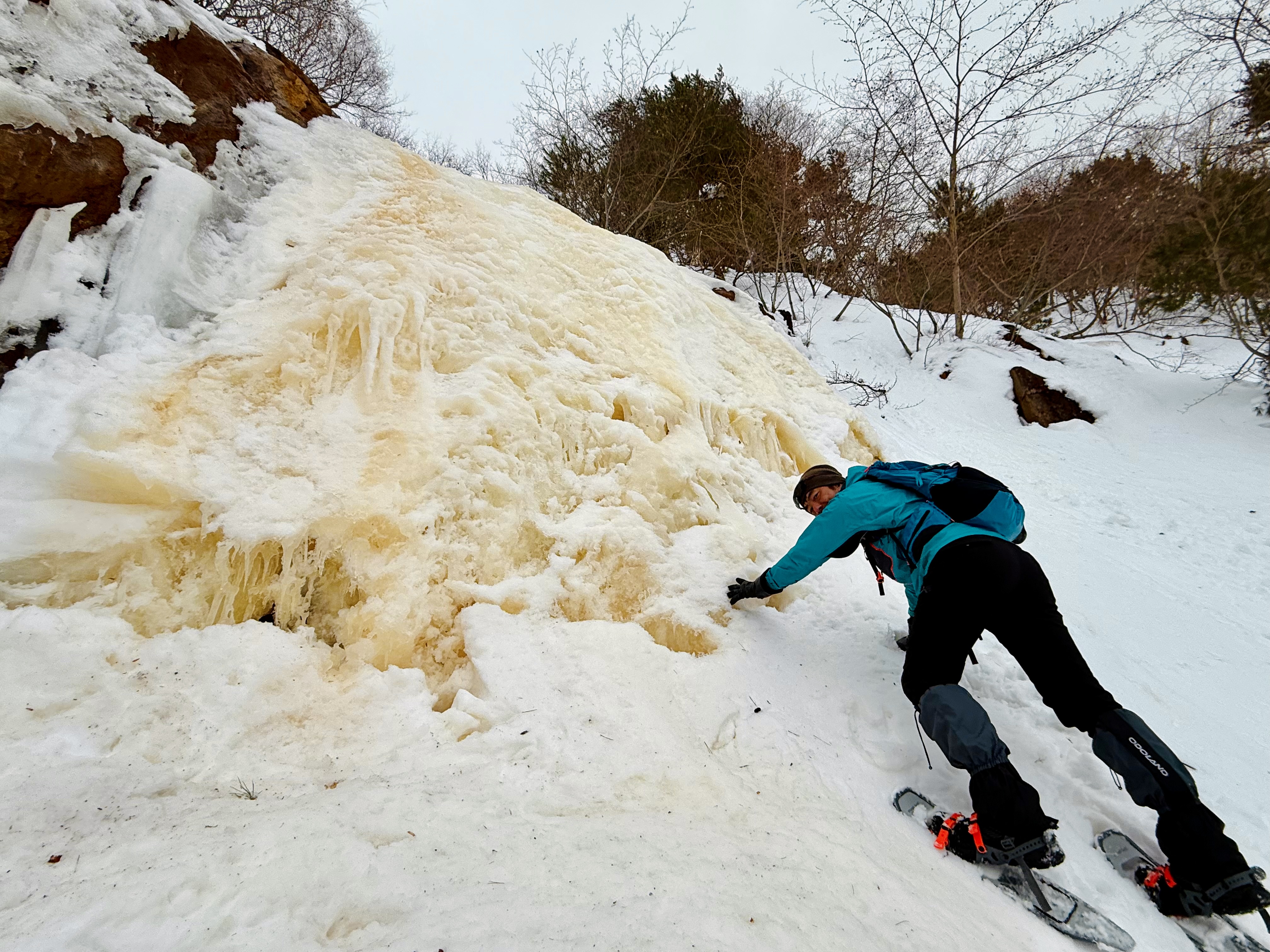 2026/2/28(土)-3/1(日) 裏磐梯・五色沼とイエローフォール 冬だけの幻想の雪景に会いに行く - 画像 (5)
